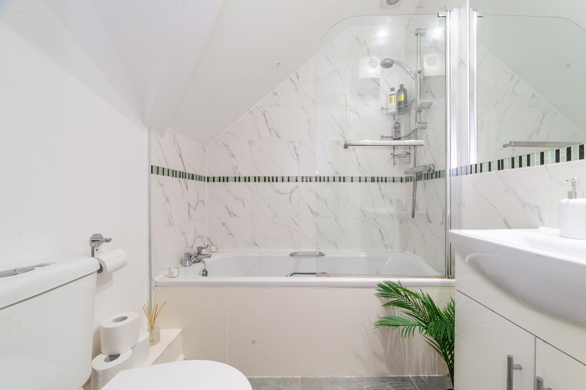 Great 1 Bedroom In Hounslow With Free Parking Abbey Wood Экстерьер фото
